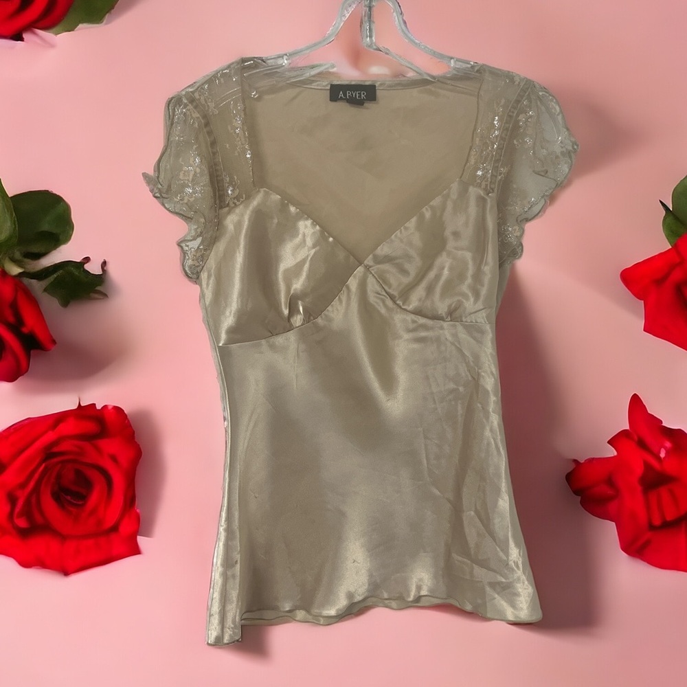 Vintage A.Byer Made in US. Size Medium. Polyester